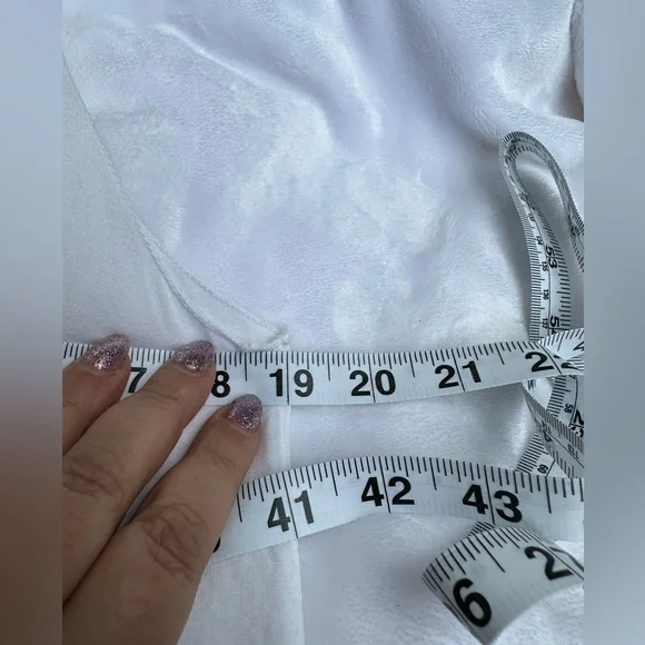 Venti6 simple‎ white tank top size large - Picture 6 of 6